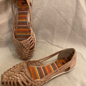 Rocket Dog Huarache Sandal Flats Size 8